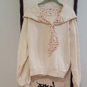 NWOT Free People  Beige Sweatshirt with Floral Tie and Hood Accent
